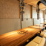 にくがとう - 3F テーブル席 8～20名様の団体のお客様も対応可