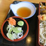 直利庵 三浦屋 - 薬味に天つゆです