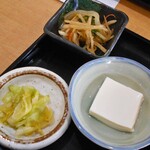 Shokudou Wa-Pu - 「しょうが焼定食」の副菜類