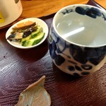 花千里 - 焼酎には自家製の漬物