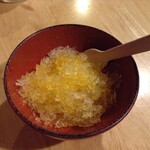 町の麺処 琉家 - サービスのシークァーサーかき氷