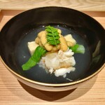 肉屋 田中 - お椀：伊勢海老と大原の筍 雲丹