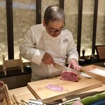 肉屋 田中 - 肉師の技炸裂！