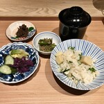 肉屋 田中 - お食事：筍ご飯 香の物 時雨煮 じゃこピーマン