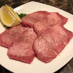 焼肉 みやび - 上タン塩1,980円