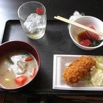 百飲 - ハイボールも１００円です。