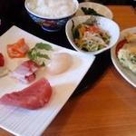シンアップライジング - 天ぷらと刺身定食
