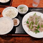 中華食府 楓 - 豚肉の細切りとピーマンの炒め定