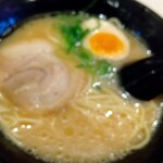 はま寿司 - 博多とんこつラーメン