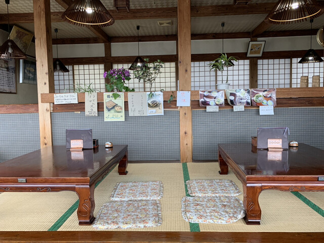 柏屋 - 鏡石（そば）の写真