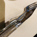 TOM Curiosa - カトラリーはフランスのティエールで作られているラギオールナイフ。欲しいなぁ♡