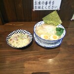 Ra-Men Chaaya - 煮干し豚骨醤油らーめんミニチャーハンセット（1,070円）