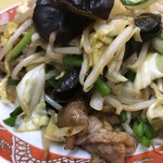 成華 - 肉野菜炒め定食　オイスターソースが効いて美味い！
            肉が相変わらず柔らかくて美味い！