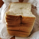 エーワンベーカリー - 食パン1斤(12枚切) ￥250