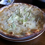 石臼挽き蕎麦香房 山の実 - 須賀川そばピッツァ（一人用　１/４サイズ）