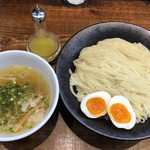 町田汁場 しおらーめん進化 - しおつけ麺（950円）＋大盛（150円）＋しお味玉（100円）