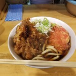 一〇そば - ゲソ天・半紅生姜天うどん。