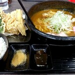 カレーうどん専門店 がんばり屋 - うまそう