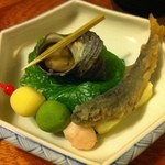 水たき玄海 - 季節の盛り合わせ（稚鮎の南蛮漬け）