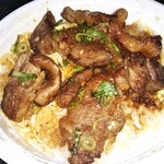 庄田園 - 焼肉丼 780円