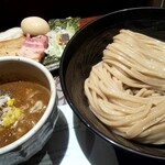 つけ麺 繁田 - 特製つけ麺(大盛)