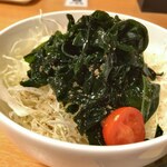 産直仕入れの北海道定食屋 北海堂 - わかめサラダ