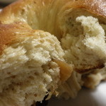 パーラー江古田 - 白いちじくのベーグル；断面