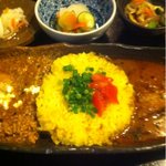  カレー膳(完熟トマトとバターで作ったチキンカレー＋かぼちゃの３種チーズキーマ)