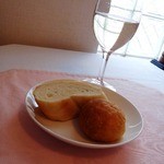 オステリア　アリエッタ - パンと白wine