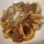 プッチーロ - マンマ直伝のミートソース（自家製手打ち、タリアテッレ）