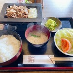 Ikkenjaya - 生姜焼き定食