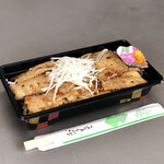 吾助 - 豚バラ弁当…500円