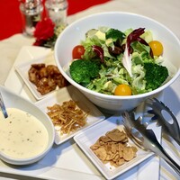 ニコラス特製サラダ