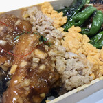 鳥しき - 焼鳥弁当（2800円）