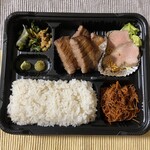 牛たん炭火焼 仁 - 