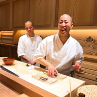 波濤 - 大将の笑顔で楽しい食事