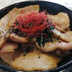 美味団欒 はらにわ小町 - 豚丼　ボリュームあります