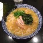 青山焼鳥倶楽部 昼の部 らーめん・つけ麺屋 - 得製 地鶏ガラ醤油らーめん 1,050円（税込）