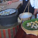 Amanpuri - アフタヌーンティのカノムクロック実演