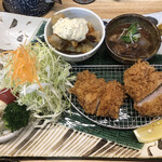 かつ処　豚喜 - 日替り定食（ロース、ヒレ、豚南蛮、豚の生姜煮）