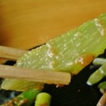 そば処 平石亭 - 「ウド」食べます直前です（5/12UP）