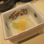 岡山浜作 鉄板焼 - 先付 蕪煮に酢味噌