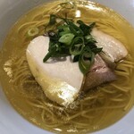 麺屋一燈 - 美味しい清湯ラーメン