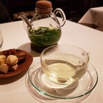 パッソ・ア・パッソ - 