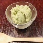 銀座うち山 - デザートは　抹茶入りのアイス