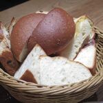 ポワンタージュ - パン盛り合わせ