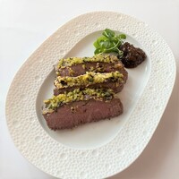 アルティザン ドゥ ラ トリュフ パリ - 牛フィレ肉の香草パン粉焼き