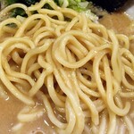 戯拉戯拉 - 麺はコシがあって食感もいいです。