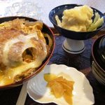 味処酒房なかむら - カツ丼