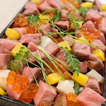 肉匠堀越 - 肉ばらちらし（黒タン入り）